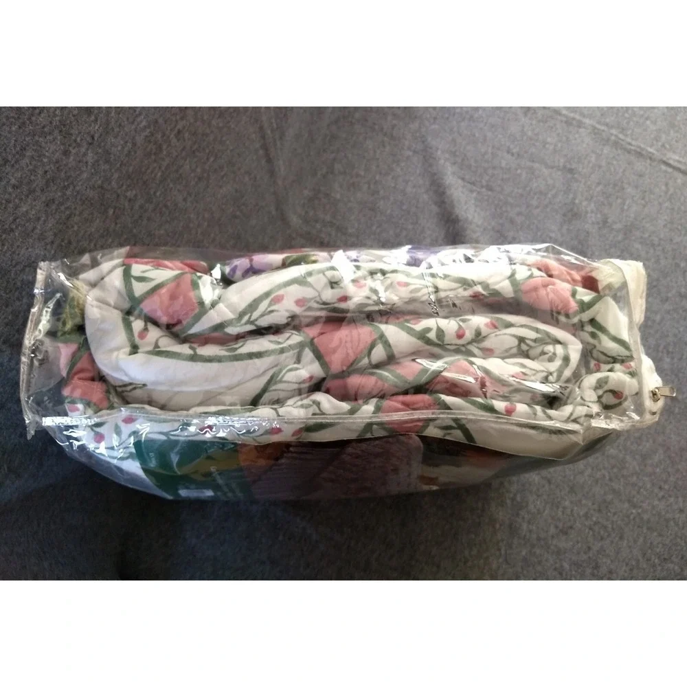 All Seasons Full Size Reversible Quilt Cotton Blend Floral‎ Bedspread Vtg NOS